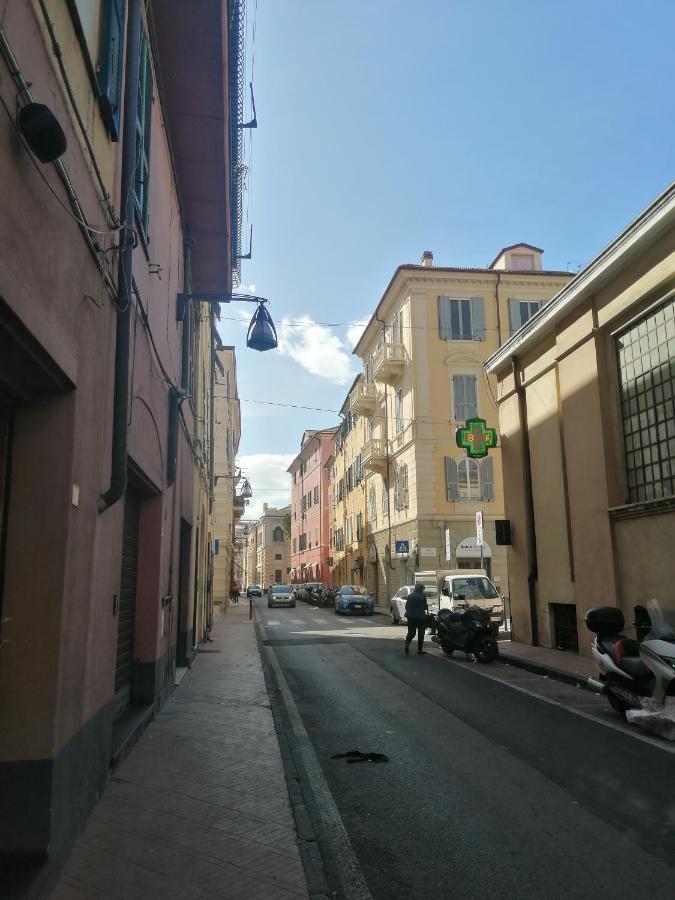 Casa Nives Διαμέρισμα Imperia Εξωτερικό φωτογραφία